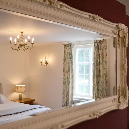 The Nags Head Hotel Montgomery Buitenkant foto