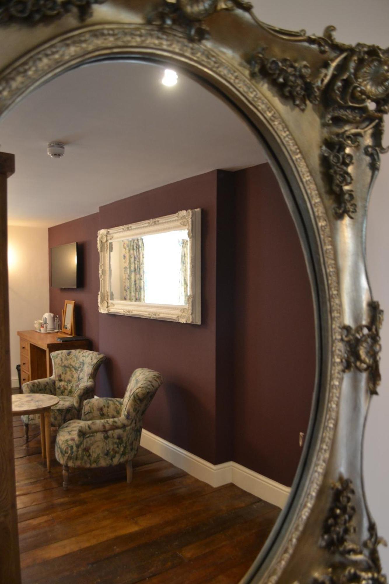 The Nags Head Hotel Montgomery Buitenkant foto