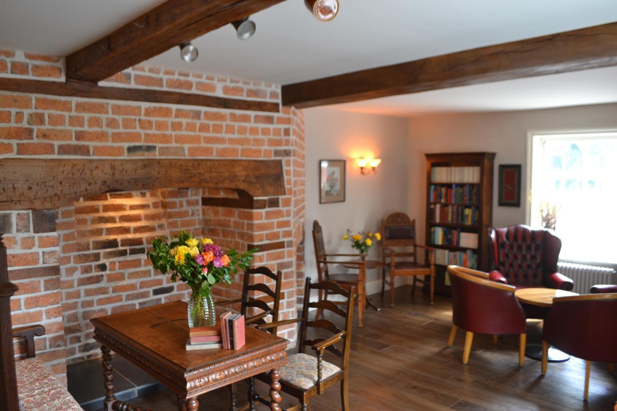 The Nags Head Hotel Montgomery Buitenkant foto