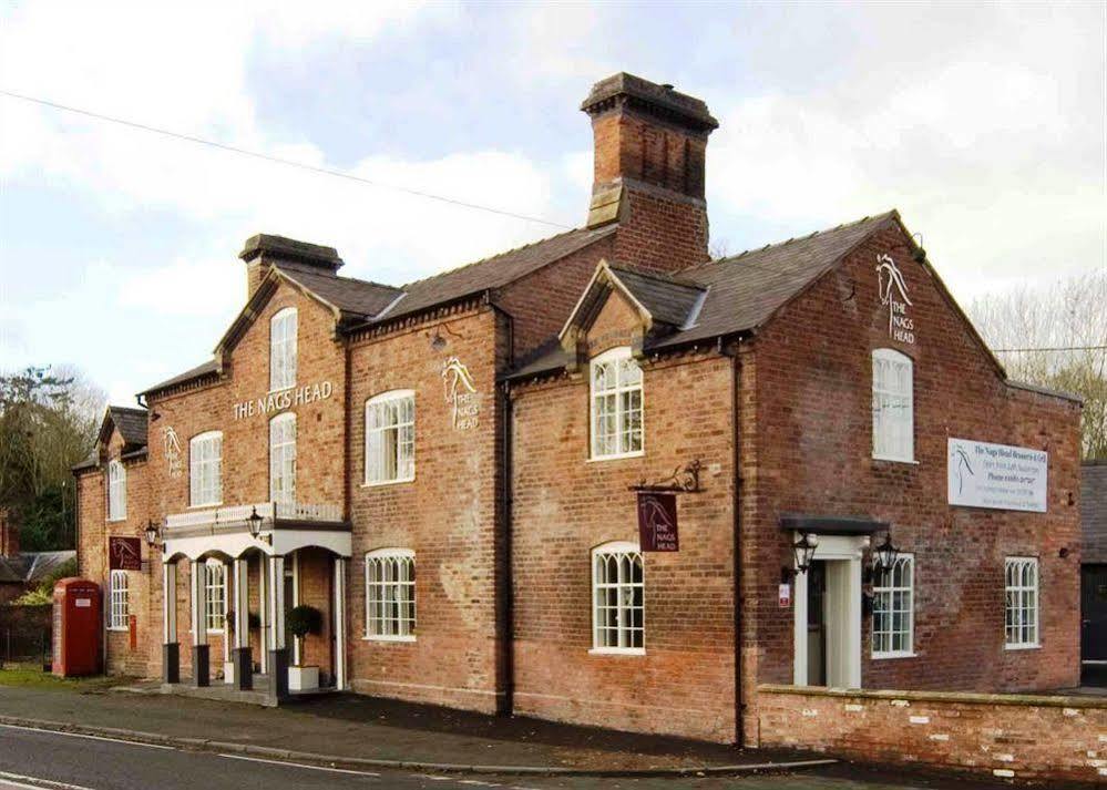 The Nags Head Hotel Montgomery Buitenkant foto