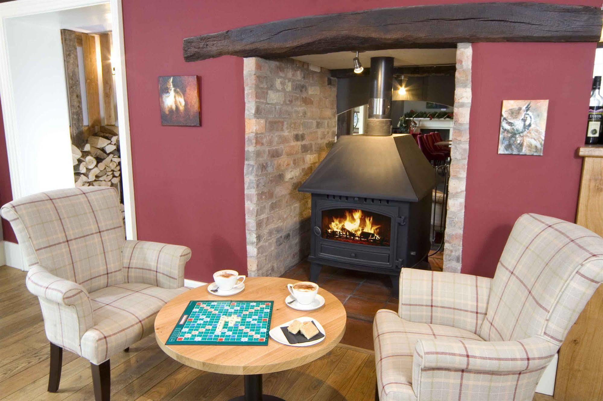 The Nags Head Hotel Montgomery Buitenkant foto